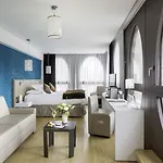 Western Premier Why 4* Lille