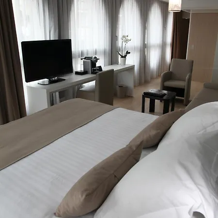 Hotel Western Premier Why
