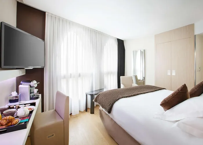 Western Premier Why Szálloda 4*