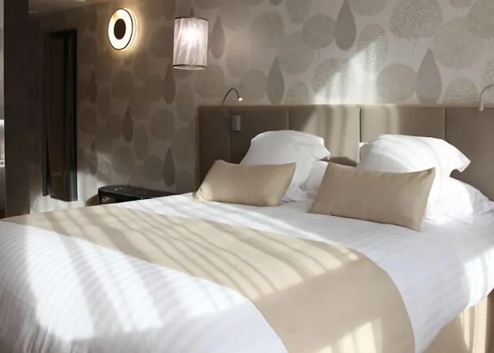 Western Premier Why Szálloda Lille