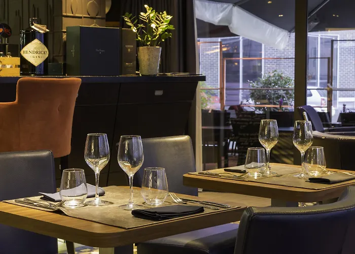 Western Premier Why 4* Lille