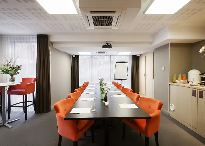 Western Premier Why 4*