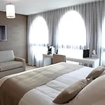 ベスト ウエスタン プレミア ホワイ 4* リール