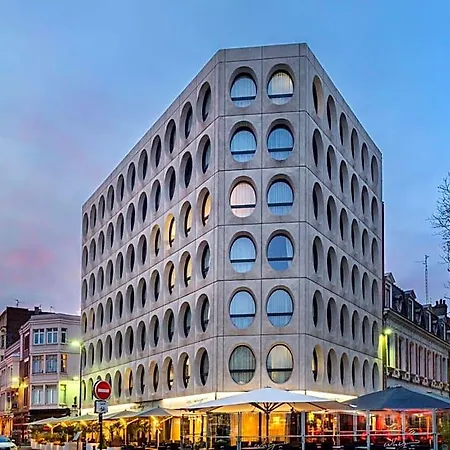 Western Premier Why 4* Lille