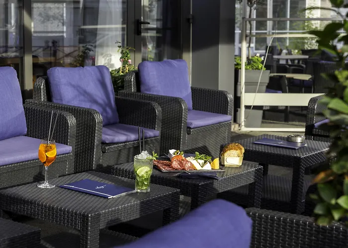 贝斯维斯特高级酒店 里尔