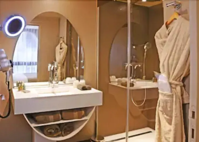 贝斯维斯特高级酒店 4*